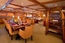 PIANO BAR Dining Salon